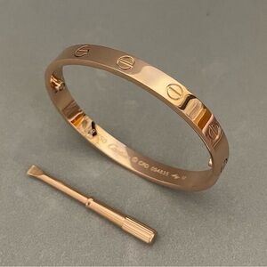 Rose Gold Screw Motif Bangle Bracelet